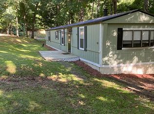 6307 Sparrow Ct, Gainesville, GA 30506