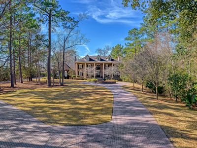 649 Commonwealth Rd, Mount Pleasant, SC, 29466