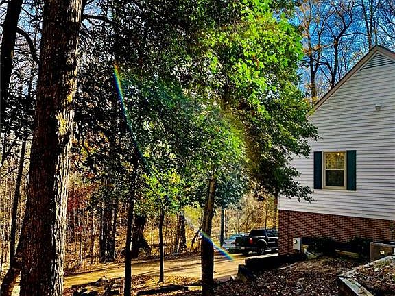 3rd image of 7077 Tracey Ct