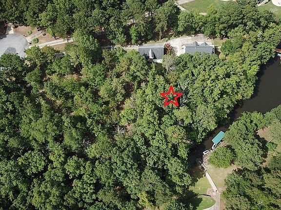 4th image of 1101 Katherine Ln