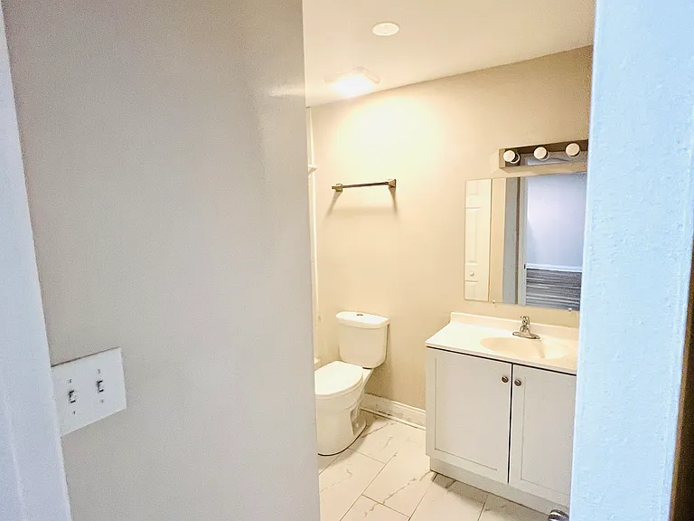 6300-6340 Joliet Rd — Photo 10
