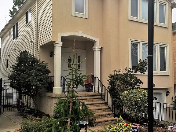 2nd image of 14 Irene Ln