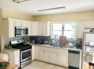 17 Broad St #1, Weymouth, MA 02188