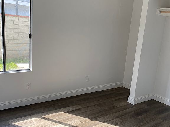 10X9 room