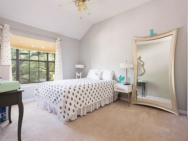 1722 Eagle Mdw — Photo 12