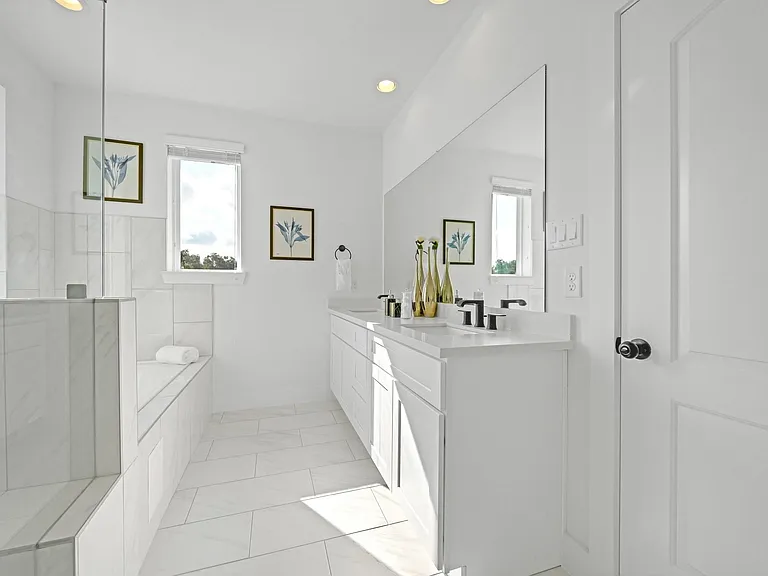 2712 Nagle St — Photo 30