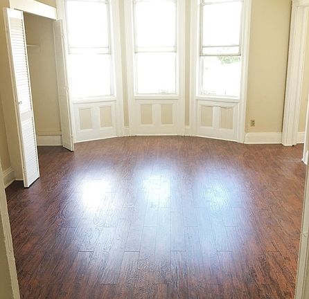 2nd image of 671 Summit Ave APT 1