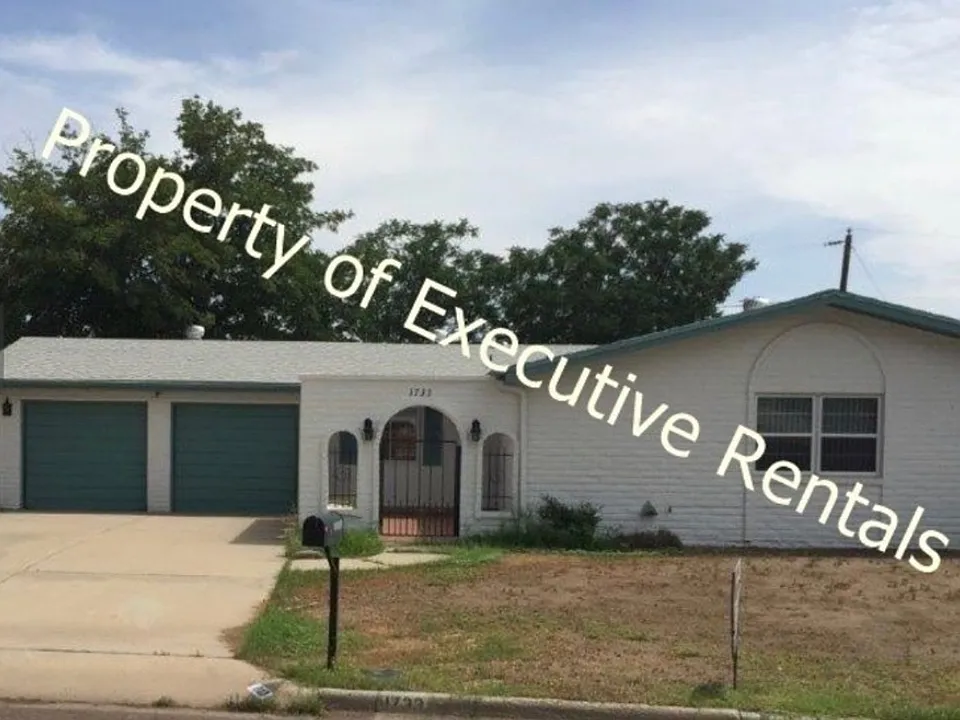 1733 Aspen Ave