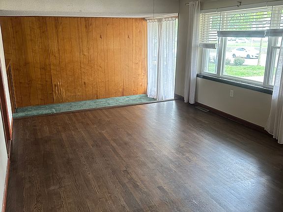 2nd image of 600 NE 72nd St