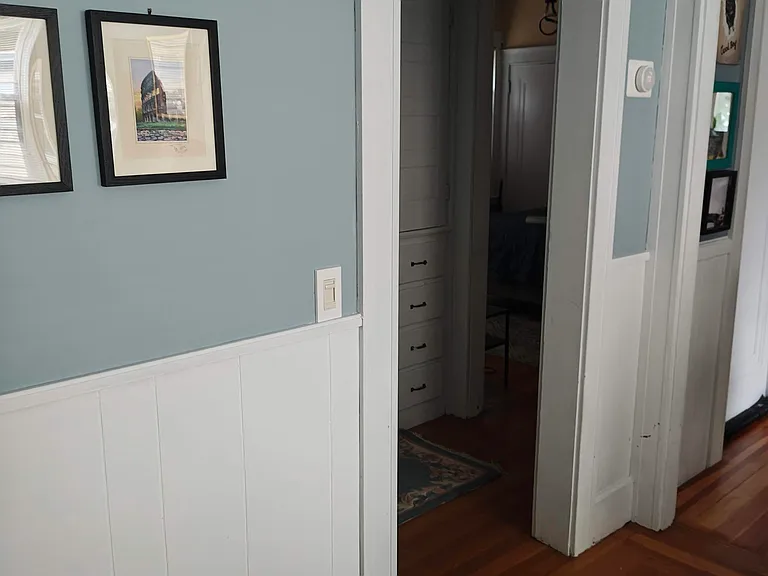 29 Roslyn Ave — Photo 24
