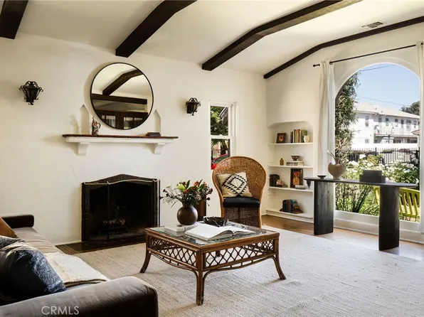 11318 Martha St, North Hollywood, CA 91601