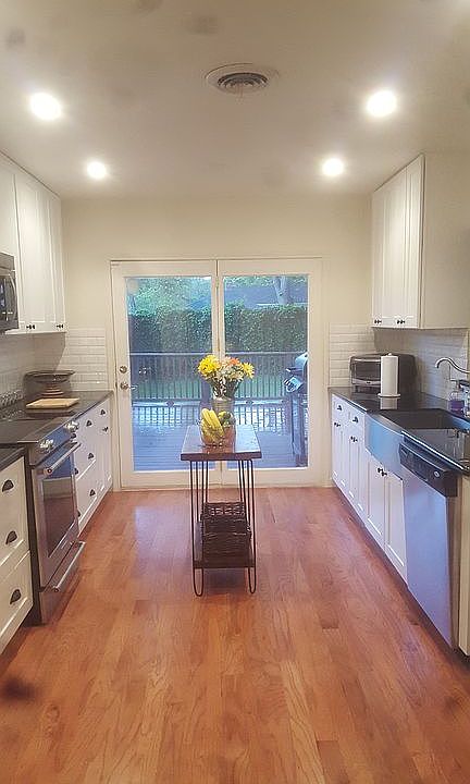 1st image of 3747 Manana Dr