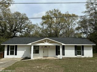 7260 Lobouy Rd, Pass Christian, MS 39571