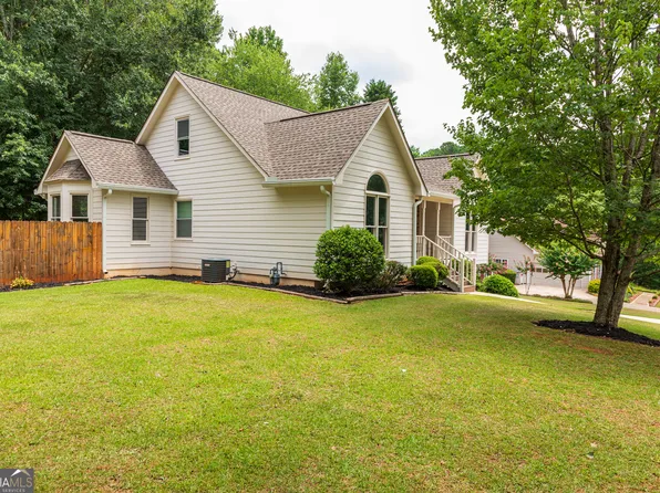 7395 Wynfield Dr, Cumming, GA 30040