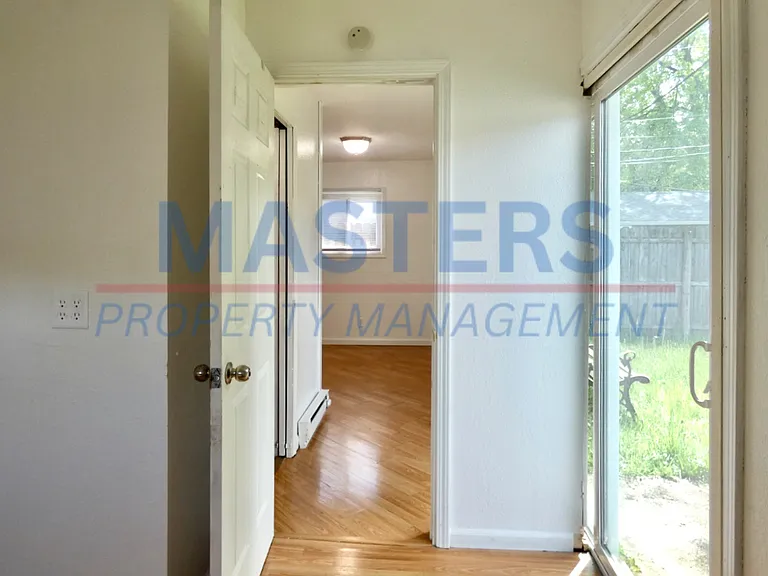 3907 Donegal Ln — Photo 16