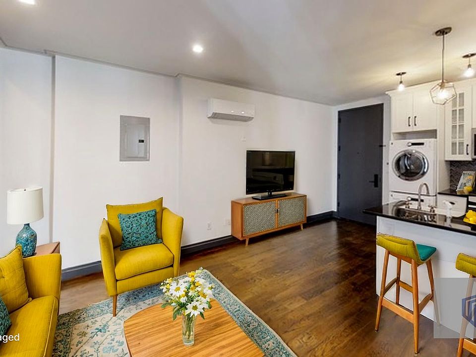 1st image of 119 Kent Ave #3J