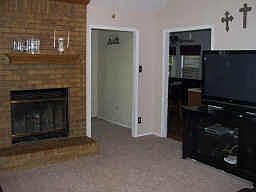 3rd image of 6401 Loma Vista Dr