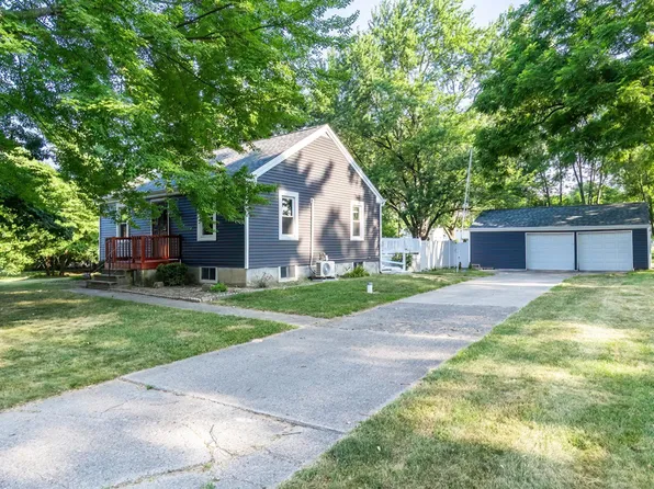 1320 Ashley Ave, Fort Wayne, IN 46825