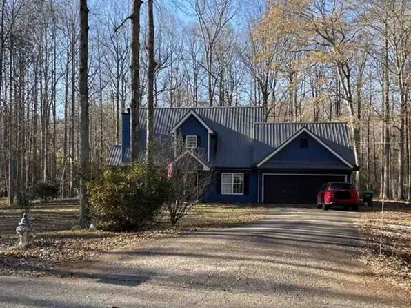 237 April Ln, Jefferson, GA 30549