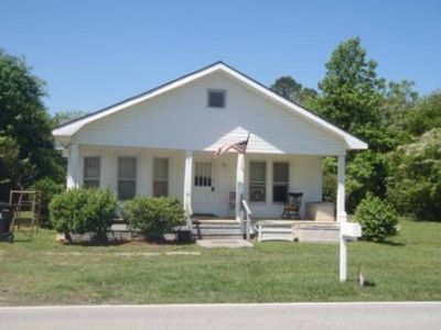 305 S Smith St, Burgaw, NC, 28425