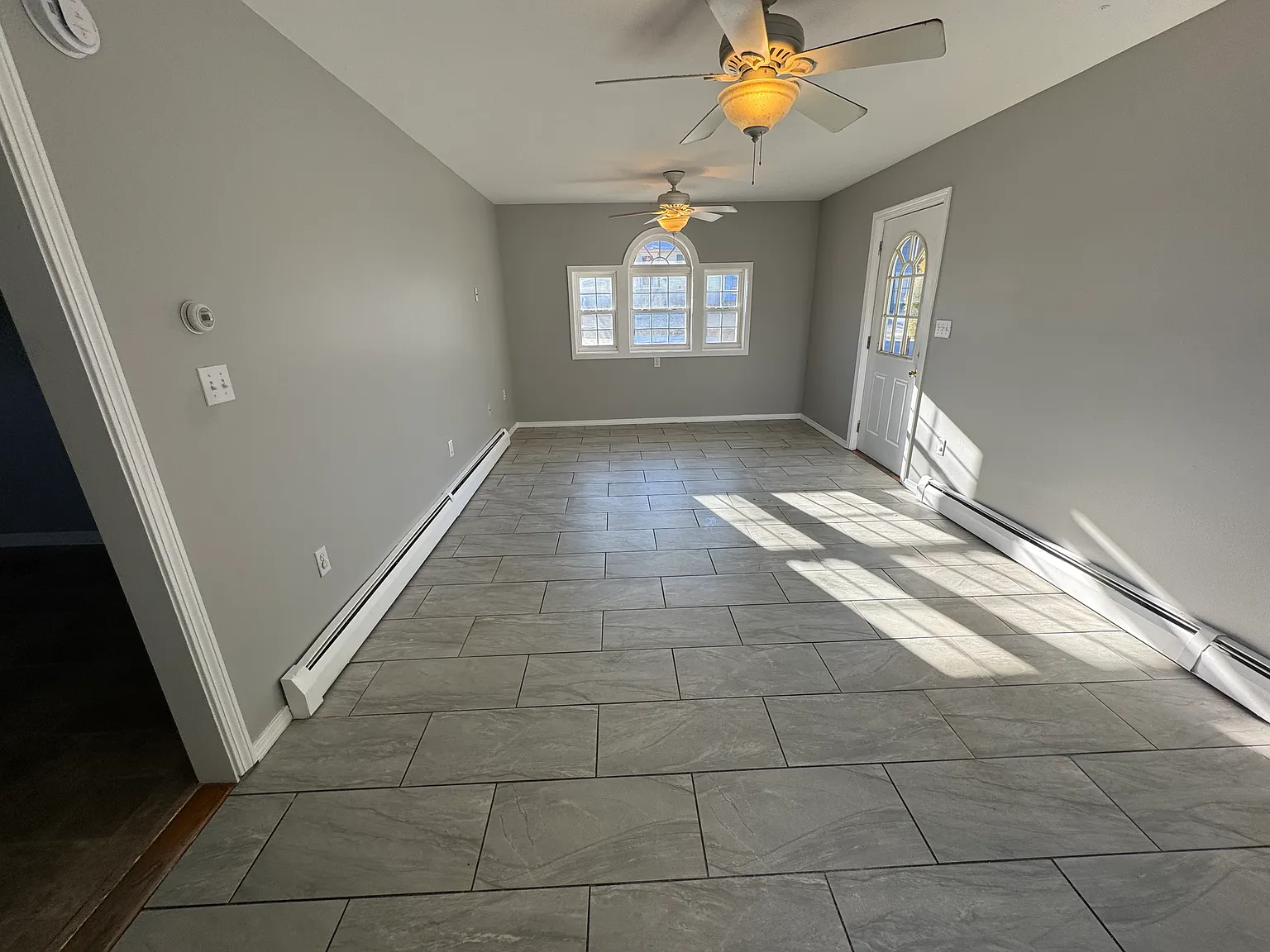 5 bed, 2000 sqft, $4,000 — Photo 4