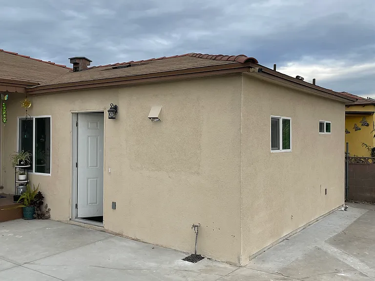 10613 Condon Ave #A — Photo 9
