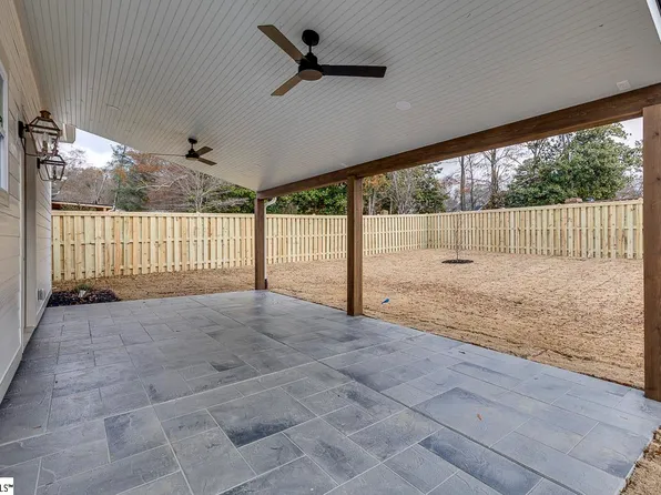 405 Jones Ave, Simpsonville, SC 29681
