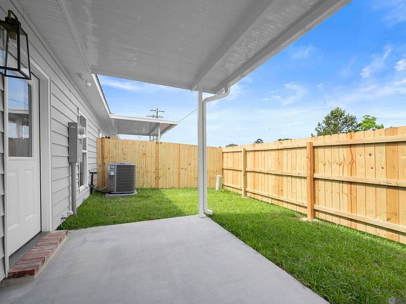 3rd image of 8007 Arnold Rd #5F