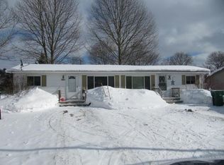 815 S Court Ave, Gaylord, MI 49735
