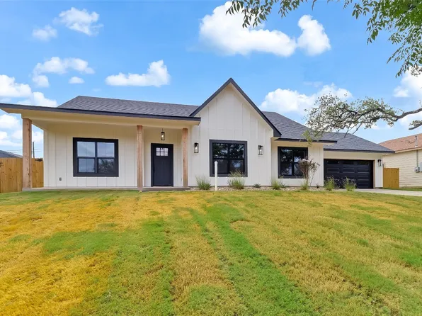 837 Birch Ln, Cottonwood Shores, TX 78657