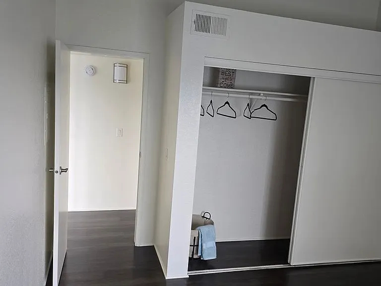 Waterstone Alta Loma Apartments — Photo 62