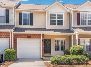 15550 Stronvar House Ln, Charlotte, NC 28277