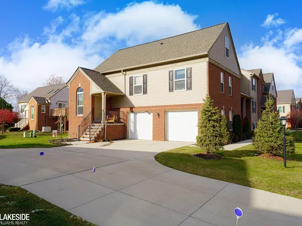 13668 Chinkapin Dr, Belleville, MI 48111