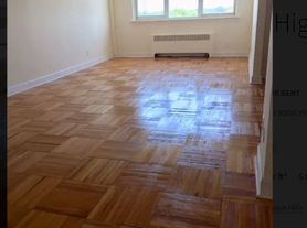 16420 Highland Ave, Queens, NY