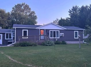5031 Country Breeze Ln, Larsen, WI 54947