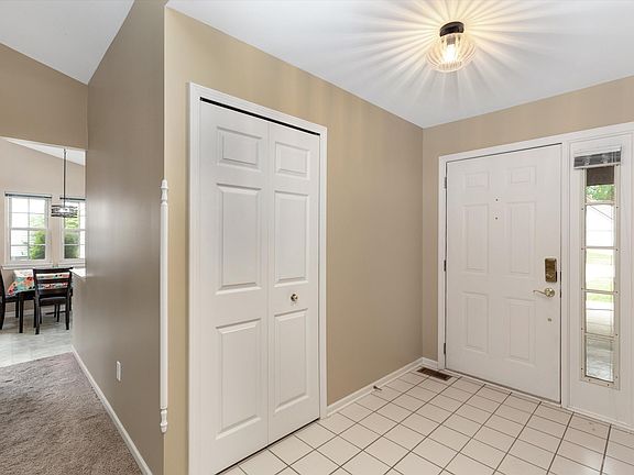 2nd image of 7798 Lake Crest Dr