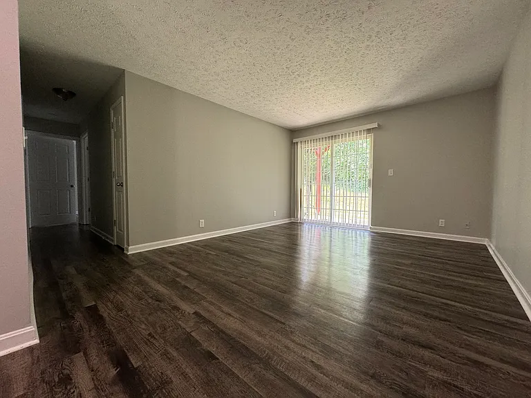 Woodfield — Photo 30