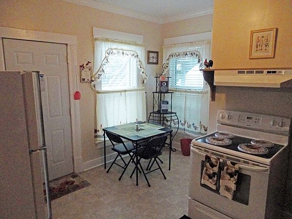 Main Level Kitchen