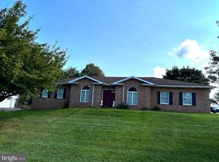 2705 Chestnut Run Rd, York, PA 17402