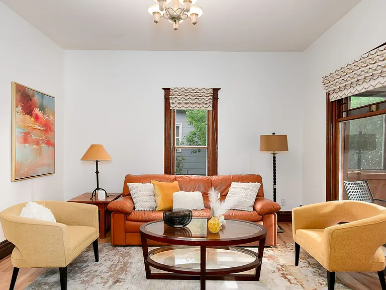 708 Grant Ave — Photo 4
