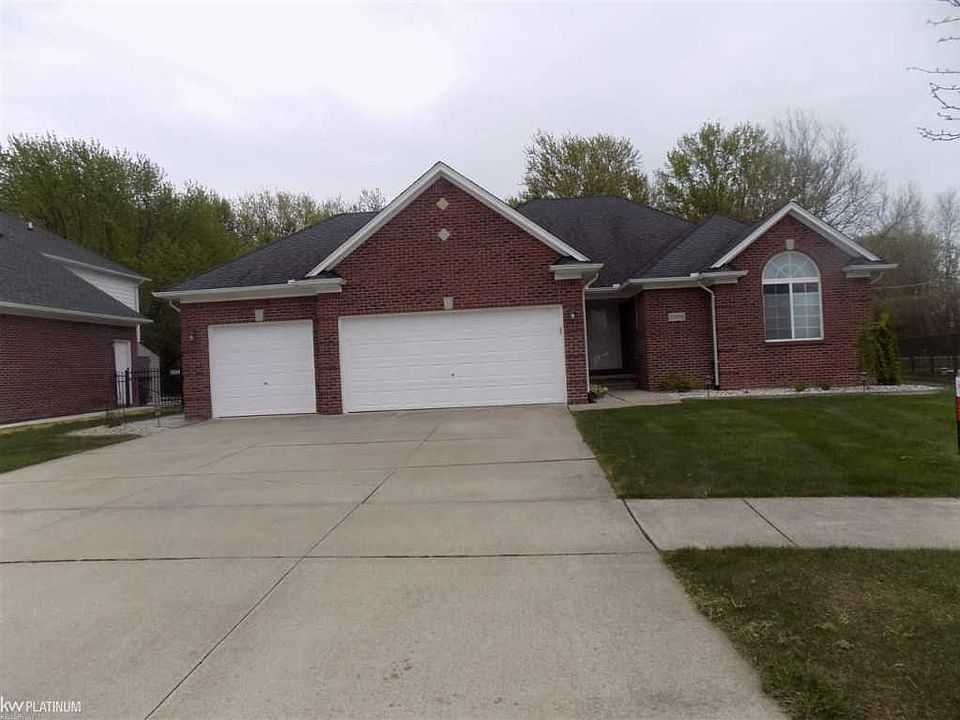 1st image of 35856 Evanston Ln
