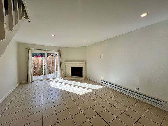 2nd image of 2137 Thomas Ave Unit A