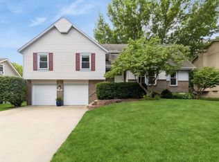 7753 W 154th Ter, Overland Park, KS 66223