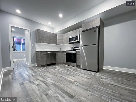5th image of 3817 Wallace St #1