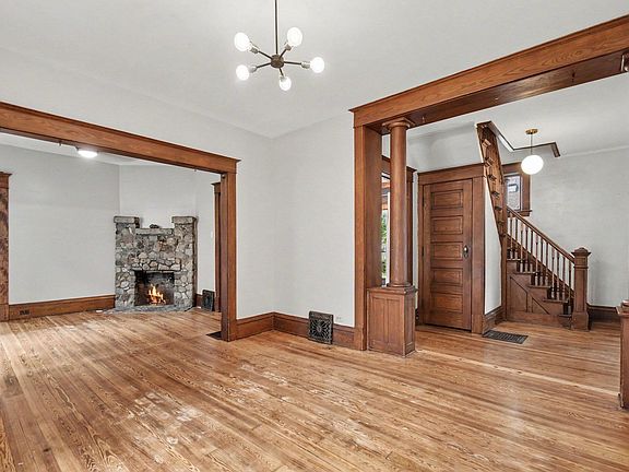 5th image of 113 Hamilton St