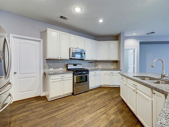 4th image of 15410 Harris Canyon Lane