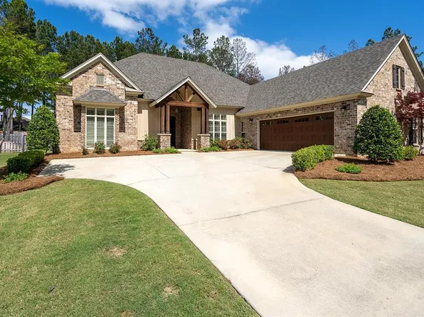 9119 Crescent Lodge Dr, Pike Road, AL 36064