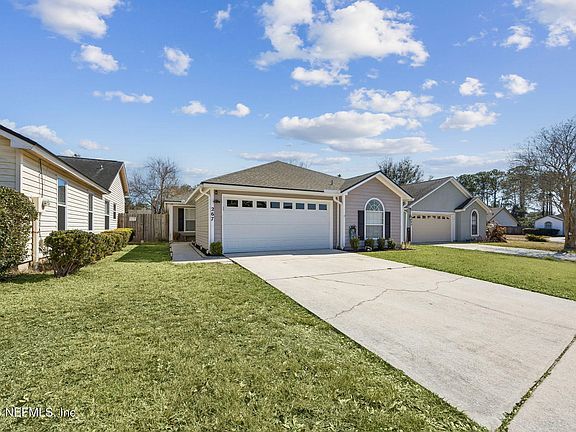 2nd image of 267 CARRIANN COVE Court