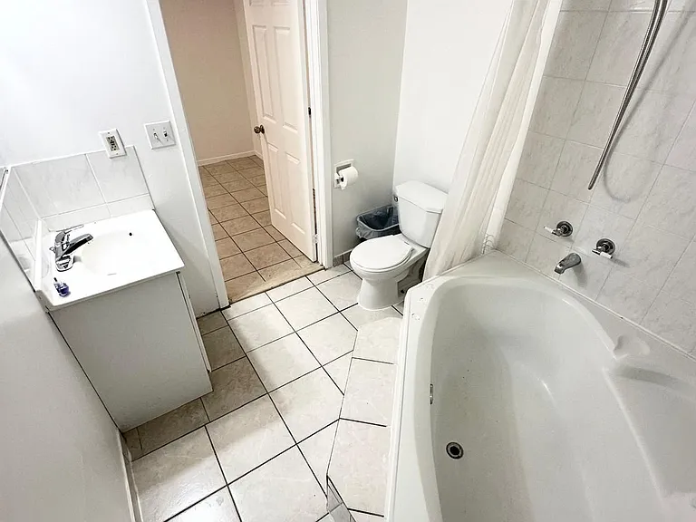 5480 Flatford Rd #LOWER — Photo 5