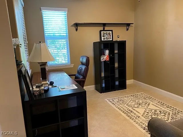 10602 Camarelle Cir — Photo 9